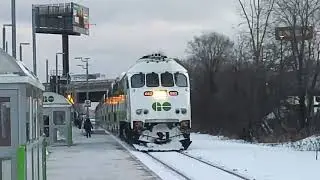 GO Train MP54-AC 682 Arriving And Departure Oriole GO Station Pulling 10 Cars of Train Cab Car 368