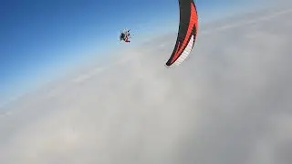 08 listopada 2025 Paramotor nad chmurami