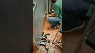 Walk-in cooler door repair