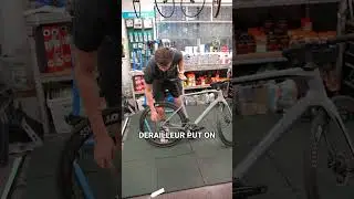 Угадайте цену этого прекрасного мотоцикла BMC Roadmachine 01 2018 года выпуска!