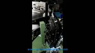 Automatic vibrator feeding hex castle nut groove milling machine