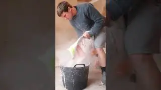 How to mix plaster