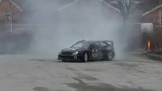 Rally Legend Petter Solberg Sets the Asphalt on Fire with Citro&euml;n WRC: Drift and Donuts Show!