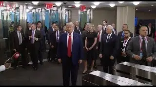Trump Reportedly Told Officials to Withhold Aid Before Call with Ukraine President About Bidens