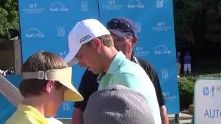 Jordan Spieth Signs Autographs!