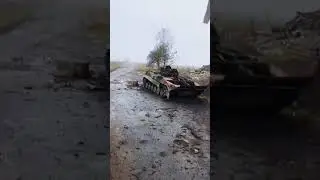 Russian soldiers evacuate BMP-1 on the battlefield #feedshorts
