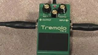 Boss TR 2 Tremolo Guitar Pedal Sound Demo
