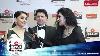 Madhuri & Simran Ahuja at Reliance Digital Filmfare Awards 2017 Bollywood's Red Carpet