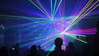 Laser show v Centru Babylon