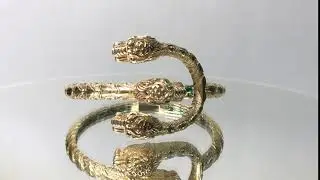 Gucci Dionysus 18K Gold Tsavorite Tiger Bracelet