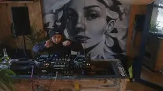 Public Service 01: Mimm x CERTi x Les Gens x French
