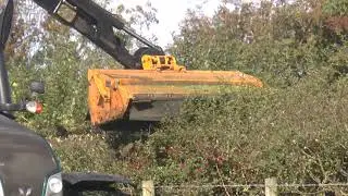 Valtra T183 Tractor Hedge Trimming with McConnel 6565T 10 09 23