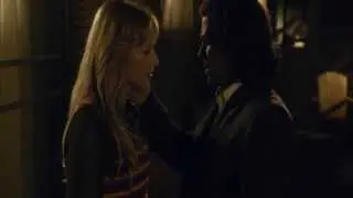 Leverage - Eliot/Parker kiss (episode clip)