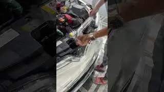 Gắn biển số trước Vinfast Vfe34 fix tiếng k&ecirc;u cảm biến #fixloivinfast #fixloivfe34