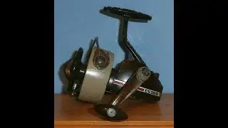 Intrepid Sealey CS 300 - England 1970s - Coarse Fishing Fixed Spool Spinning Reel