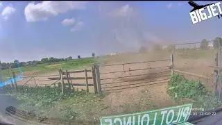 CRAZY VORTEX FROM JET PLANE CAUGHT ON DASHCAM!