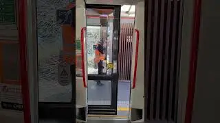 CAF Urbos 3 tram closing doors #shorts