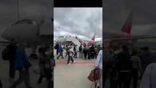 Sukhoi Superjet 100 - мне понравился. Авиакомпания Россия. Перелет 2,5 часа.