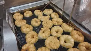 Glazed croissant donuts: Houston H-E-B's 98-cent treat sells out daily after social media explosion