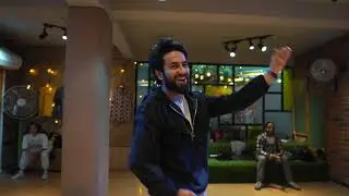 Guitar : Honsla Rakh I Diljit Dosanjh , Sonam Bajwa I Raj Ranjodh I Choreography : Gaurav Thukral