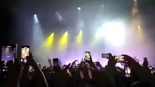Pierce The Veil - Death Of An Excecutioner (En Vivo, I Can't Hear You Tour @ Arena 1 - Lima)