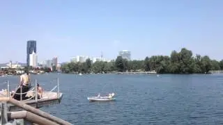 Baden und Radeln an der alten Donau: Sommer in Wien