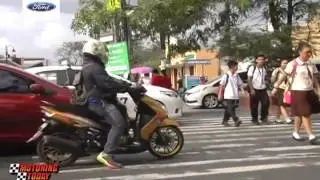 Public Service on Pedestrian Lanes