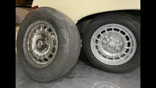 1982 Mercedes R107 380SL - Bundt wheel cleaning and painting