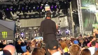 Dave Buckner playing Last Resort with Papa Roach