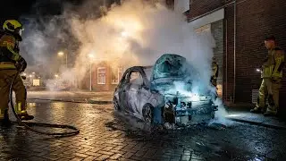 Auto in brand op Enkstraat/Tabaksdwarsstraat, bijna zelfde plek als 2 weken geleden