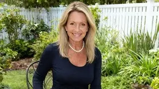 Stylish Mature Women Over 50 60 70 | Elegant Outfit fashion tips