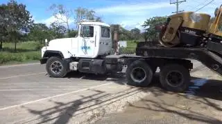 Mack RD series heavy hauler