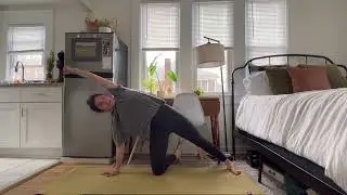 Spacious Breath: 35 Minute Yoga Flow- @meli_theyogi