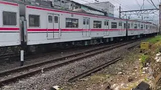 TM 6000 melintas wesel pasar anyar Bogor #keretaapi #keretaapiindonesia #krl #krlcommuterline 