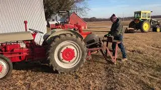 Using The 1940 9N Ford Tractor With The Dearborn Buzz Saw