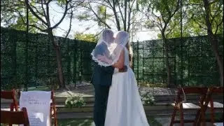 Свадебный момент Саманты и Брайана