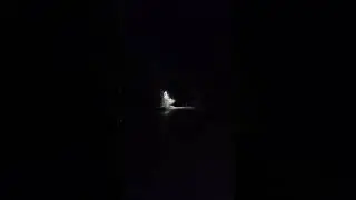 -30&deg;C. Иду по дороге. Руки грею собственным телом. Рассказываю про Земной скафандр в такую погоду