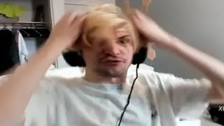 xQc finally admits he wears a wig