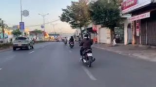 Lưu giữ những ký ức đẹp. Đưa cô bạn học cùng cao học ra bến xe về quê. 