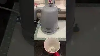 How to make strong Irish tea