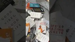 Cheapest Book Market Delhi #mahilahaat #chandnichowk #wholesalemarketdelhi #secondhandbookmarketdelh