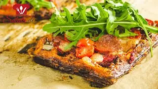 Super leckere Keto Pizza Chaffle I Käsewaffel mit Pizzabelag I Low Carb Rezept