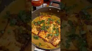 Sunday cooking mood on👩🏻&zwj;🍳🦐🍗#food #sundayfunday #shortvideo #friendship #hostellife #homemade