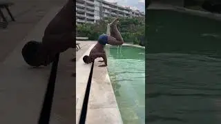 Calisthenics Pool workout #calisthenics#poolworkout#shorts#fitness#shredded