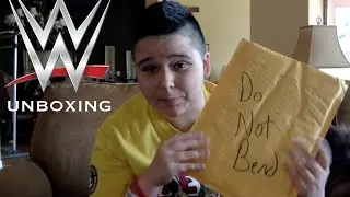 WWE Unboxing 8/12/15