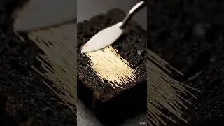 Gold bread 😋🤤 #asmr #food #oddlysatisfying #cute #satisfying #aiasmr #asmrsounds #shorts #asmrshorts