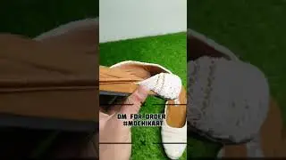 Synthetic Golden & White Ethnic Handcrafted Mules Jutti For Ladies