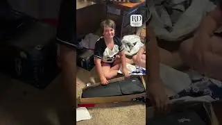 Girl Has the Best Reaction to Receiving a Violin for Christmas