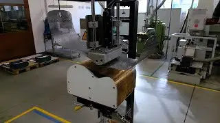 Jedno&uacute;čelov&yacute; stroj - Oh&yacute;b&aacute;n&iacute; boku kytary | Purpose machines - Guitar body contour bender | Ry&scaron;av&yacute;
