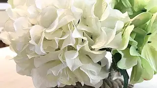 How to create a Faux Hydrangea Floral Arrangement Centerpiece || Home Decor